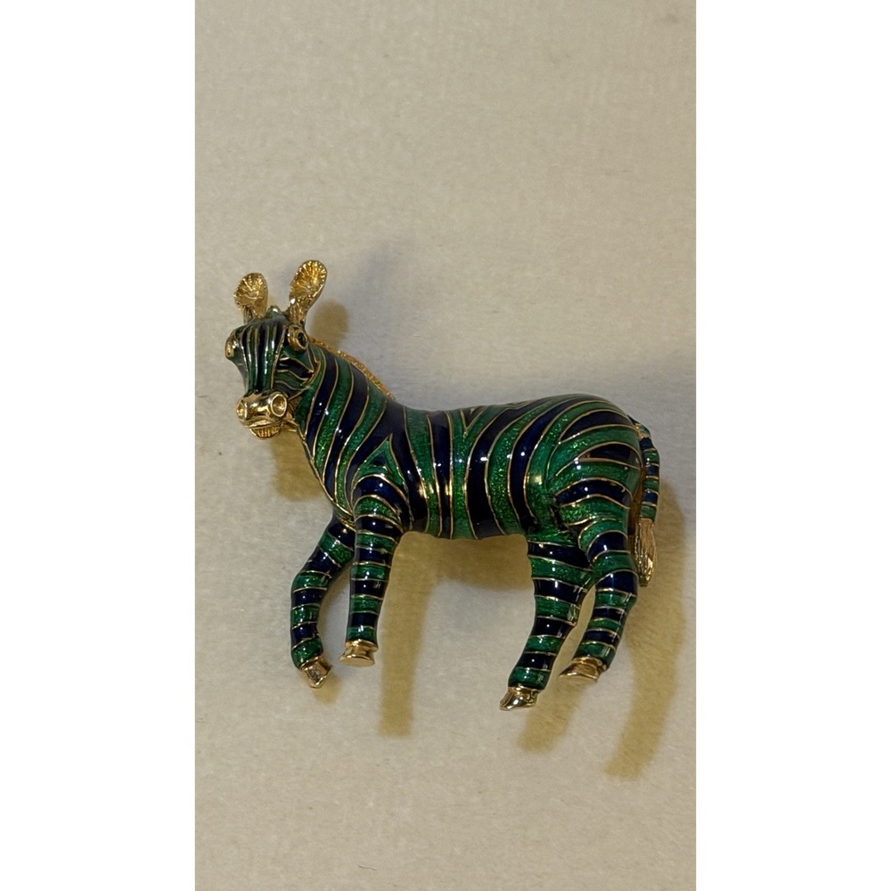 Vintage CIner Zebra Brooch - Little Work Of Art Made In NYC - Enamel - Signed!